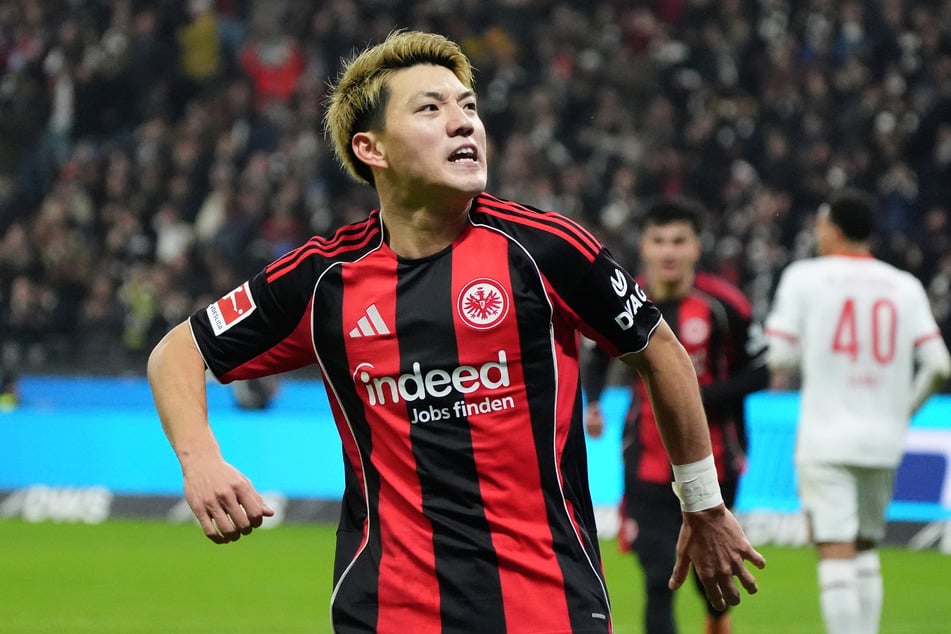 Wie nahezu alle Frankfurter Spieler geriet auch Doan im Laufe der Saison in ein Formtief, erzielte aber immerhin insgesamt sieben Tore und bereitete sechs weiter vor.