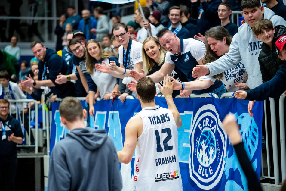 Das Jahresticket ist ein MUSS für jeden Basketballfan in Dresden.