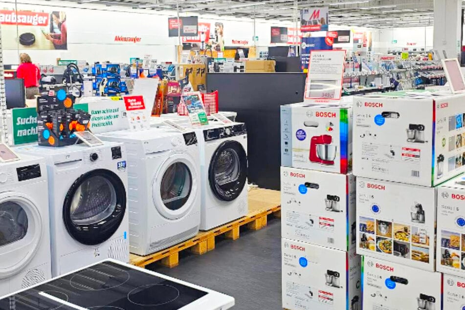 Aus diesem Grund bekommt Ihr am Freitag 823.1.) Technik besonders günstig