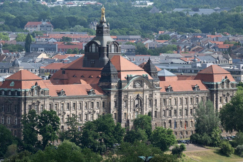 Rätsel um Sachsens neuen Haushalt: Staatskanzlei sagt Pressekonferenz ab