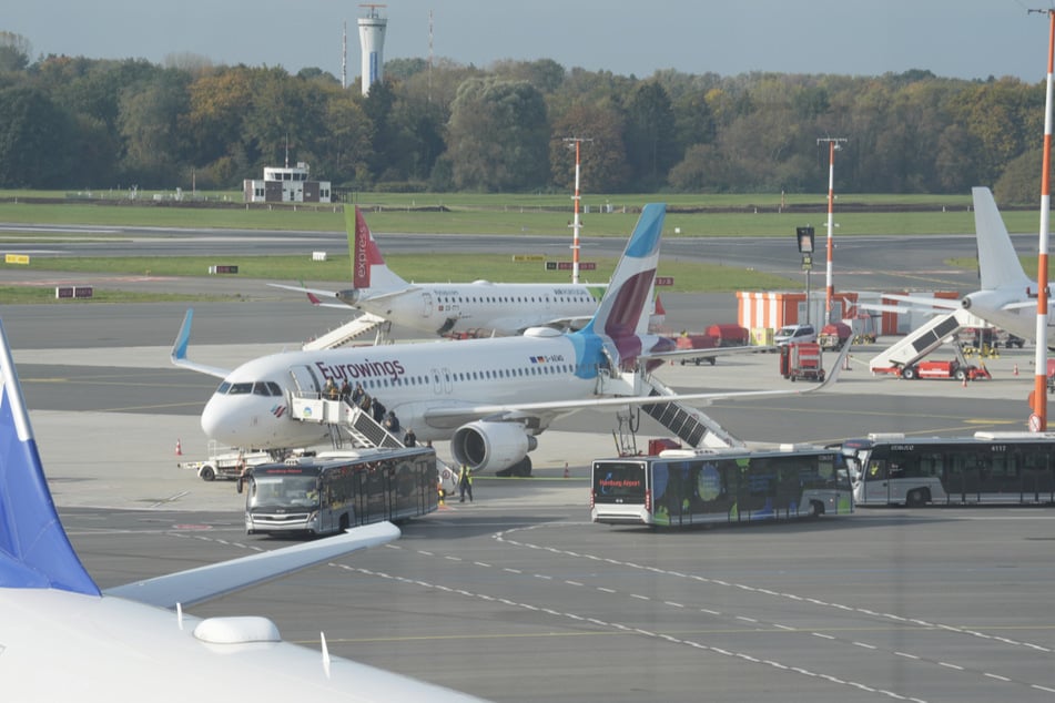 Zuletzt hatten drei Airlines angekündigt, Flüge von und nach Hamburg zu streichen.