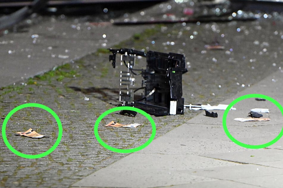 Berlin: Automat in Zehlendorf gesprengt! Fünfziger liegen auf der Straße