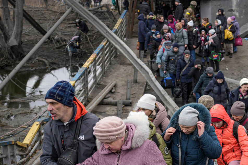 Ukraine-Krieg, Tag 11: Evakuierung von Mariupol erneut gescheitert
