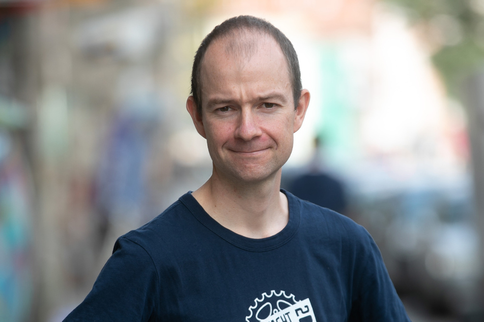 Für ADFC-Vorstand Nils Larsen (38) gibt es in Dresdens Fahrrad-Netz noch einiges zu klären.