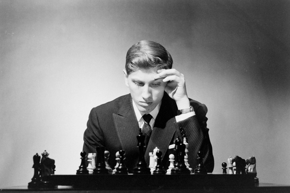 Junges Talent am Brett: Der US-Amerikaner Robert James "Bobby" Fischer (1943-2008) war nach dem "Match des Jahrhunderts" gegen Boris Spasski von 1972 bis 1975 der 11. Schachweltmeister.