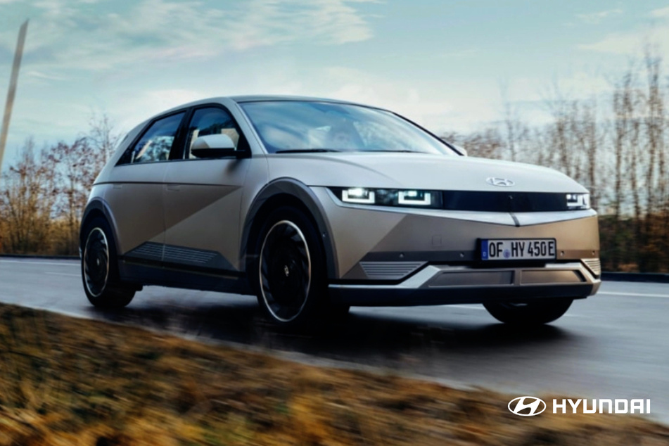 Mit dem IONIQ 5 stellt Ihr Euch einen Allrounder auf den Hof, der sowohl für Pendelstrecken als auch längere Autotouren bestens gerüstet ist.