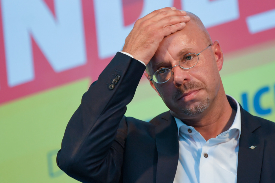 Brandenburgs Ex-AfD-Landeschef Andreas Kalbitz klagt gegen seinen Rauswurf.