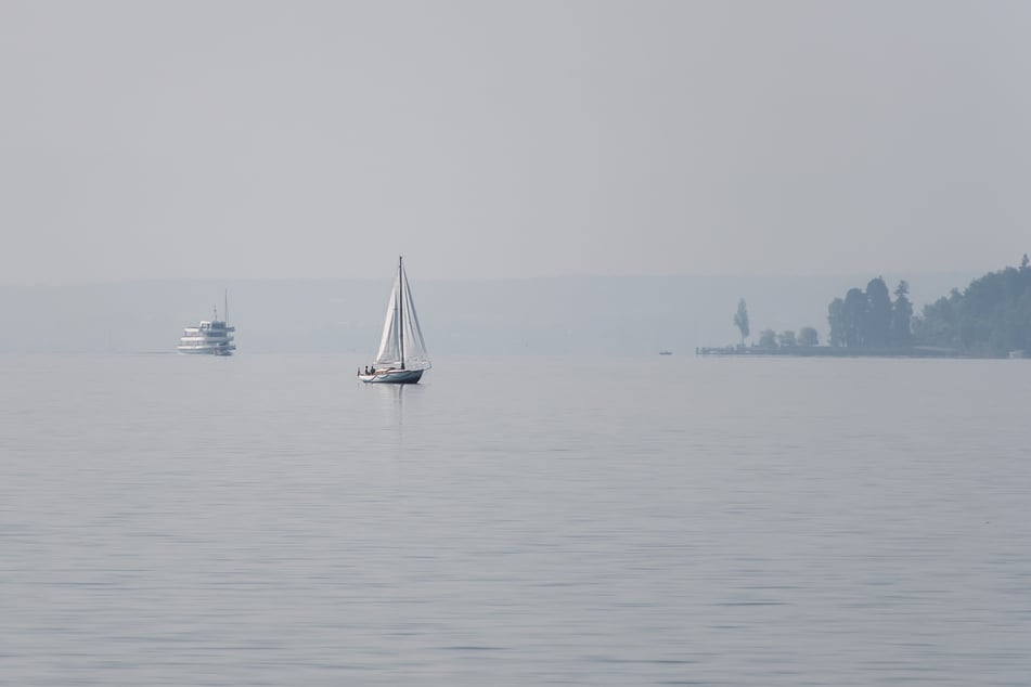 Rund 80 Meter unter der Wasseroberfläche des Bodensees müssen sich dramatische Szenen abgespielt haben. Die Ermittler stehen vor einem Rätsel. (Archivbild)