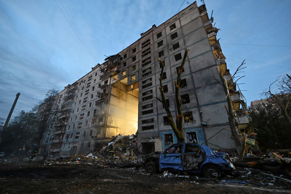 Ukraine war: Russia bombs another residential building in Zaporizhzhia, killing civilians