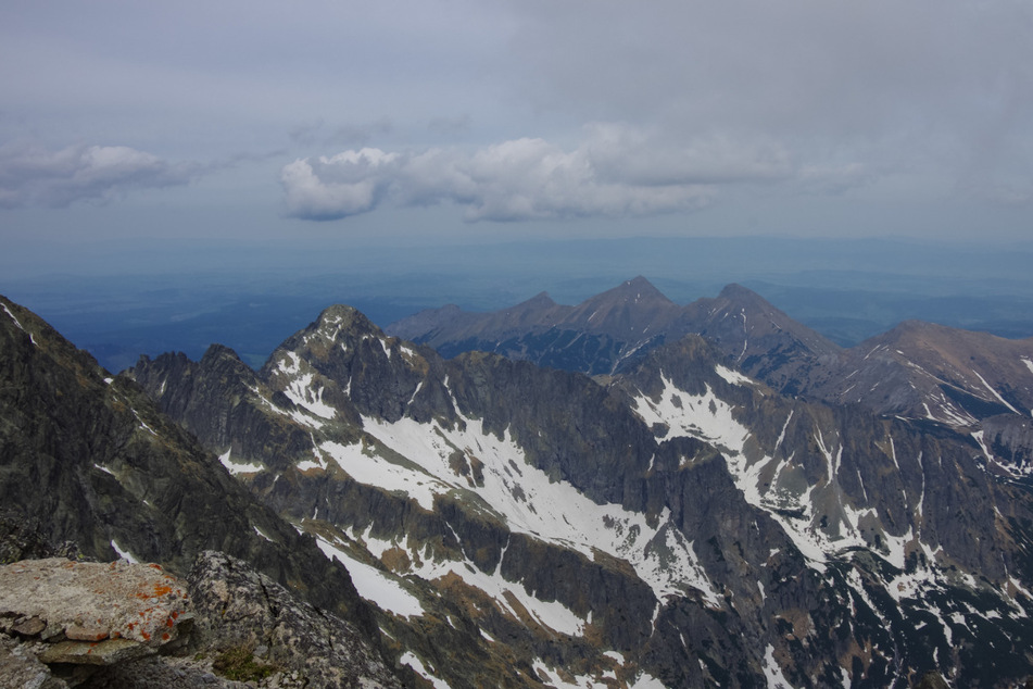 In der slowakischen Hohen Tatra sind die Temperaturen am Wochenende unter den Gefrierpunkt gesunken.