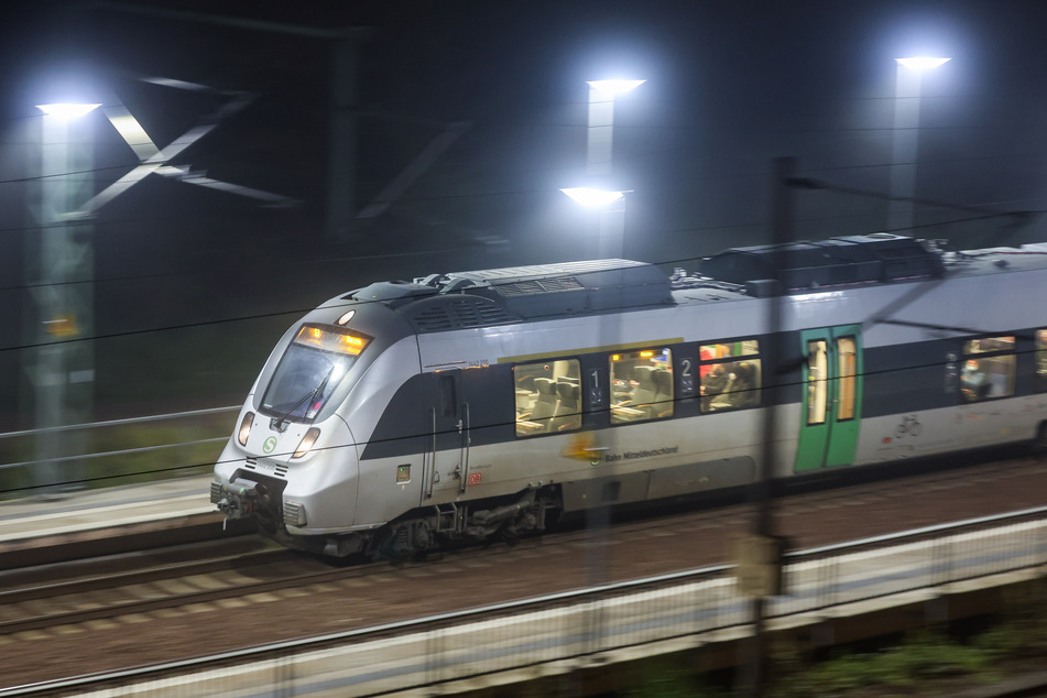 Die Leipziger S-Bahn soll ab Ende 2026 bis ins Vogtland düsen.
