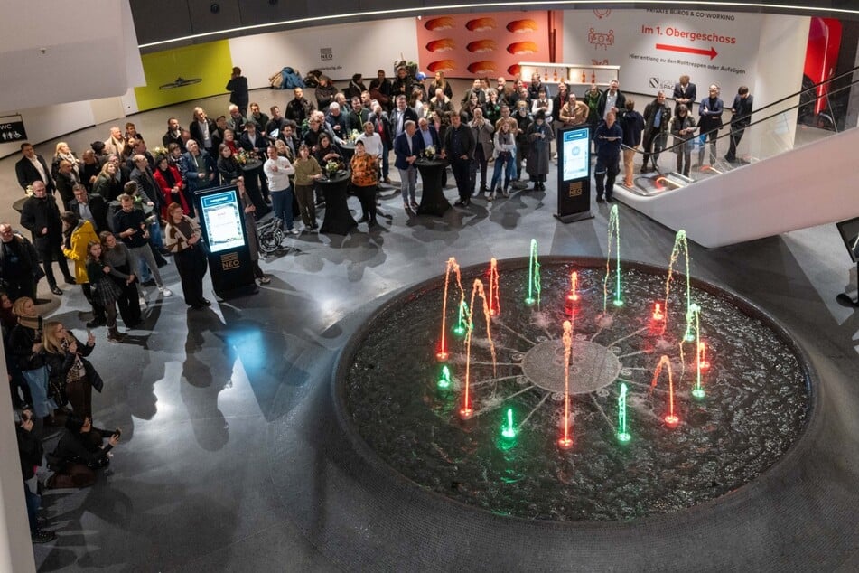 Etwa 100 Gäste waren bei der Zeremonie anwesend.