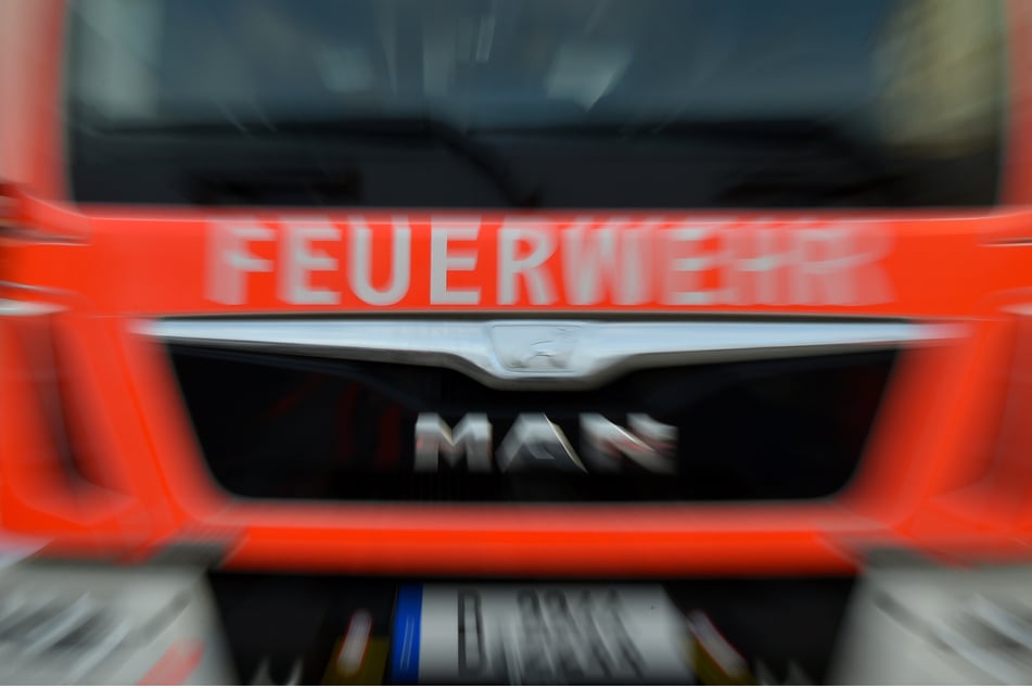 Mehrere Brände in Staßfurt: Polizei sucht Zeugen