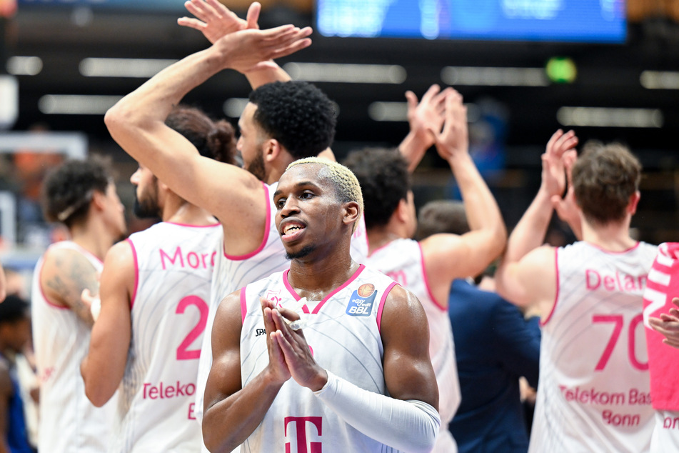 Point Guard TJ Shorts II (25, v.) und die Telekom Baskets Bonn treffen im Halbfinale des Champions-League-Final-Four auf Unicaja Malaga.