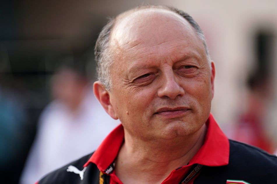 "Zeigt das nicht!" Ungebetener Gast wirft Ferrari-Boss aus der Bahn
