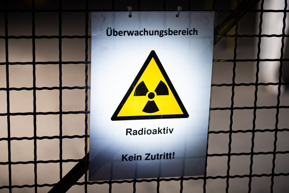 Rund 600.000 Kubikmeter Atommüll suchen nach Angaben des Bundesamts für die Sicherheit der nuklearen Entsorgung ein dauerhaft sicheres Zuhause.