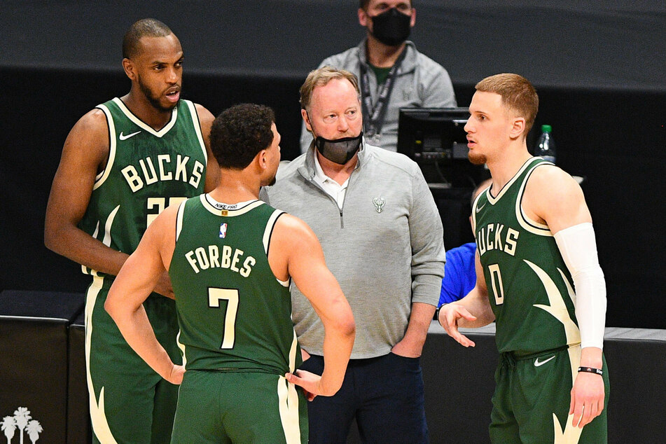 Bucks confirm new multi-year extension for coach Mike Budenholzer