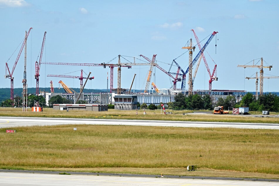 Schon im kommenden Jahr wird die Fabrik angrenzend an den Dresdner Flughafen die Arbeit aufnehmen.