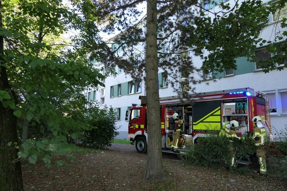 Grimmas Feuerwehrleute wurden am Sonntag an die August-Bebel-Straße zu einem vermeintlichen Wohnungsbrand alarmiert.