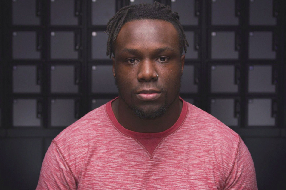 Der in München aufgewachsene Footballer David Bada (25) will sich bei den Washington Redskins in den festen Kader spielen.