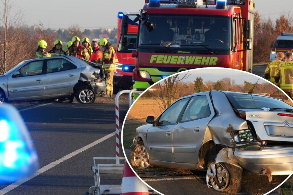 Auto kommt von Straße ab und landet in Graben: Zwei Verletzte nach Crash bei Leipzig