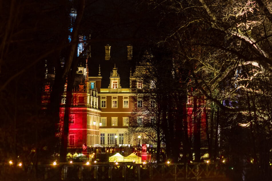 Bei der Schlossweihnacht im Schloss von Bad Muskau kann man so richtig in heimelige Stimmung kommen.