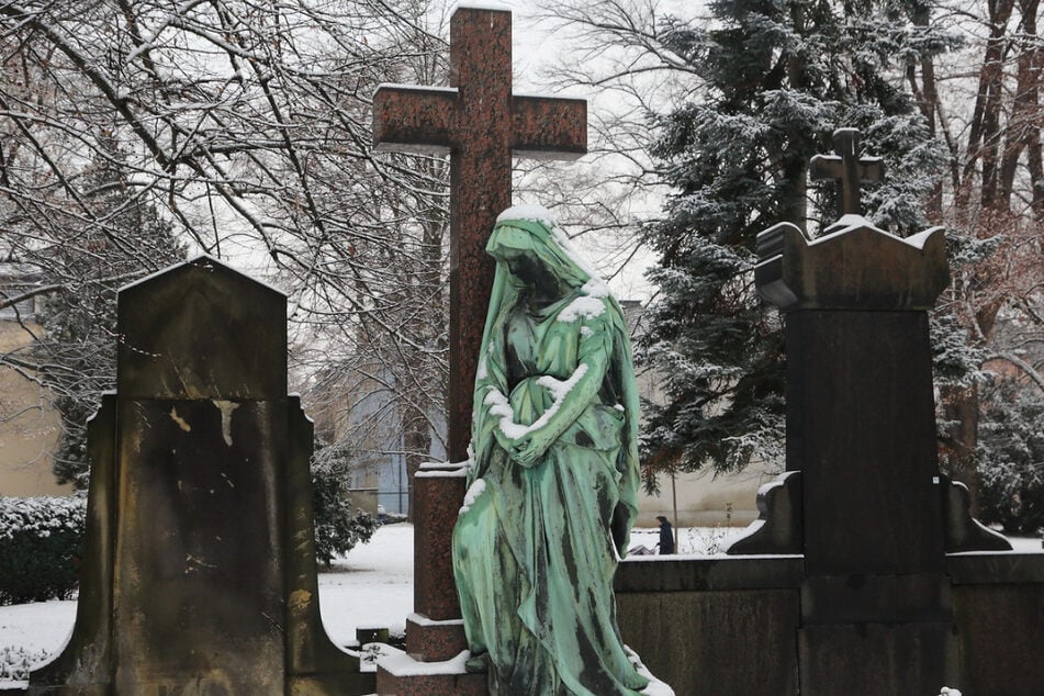 Diese Skulptur betrauert die Toten, nicht die finanzielle Lage.