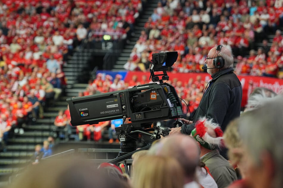 Das DHB-Spiel gegen Frankreich wird live im ZDF gezeigt.