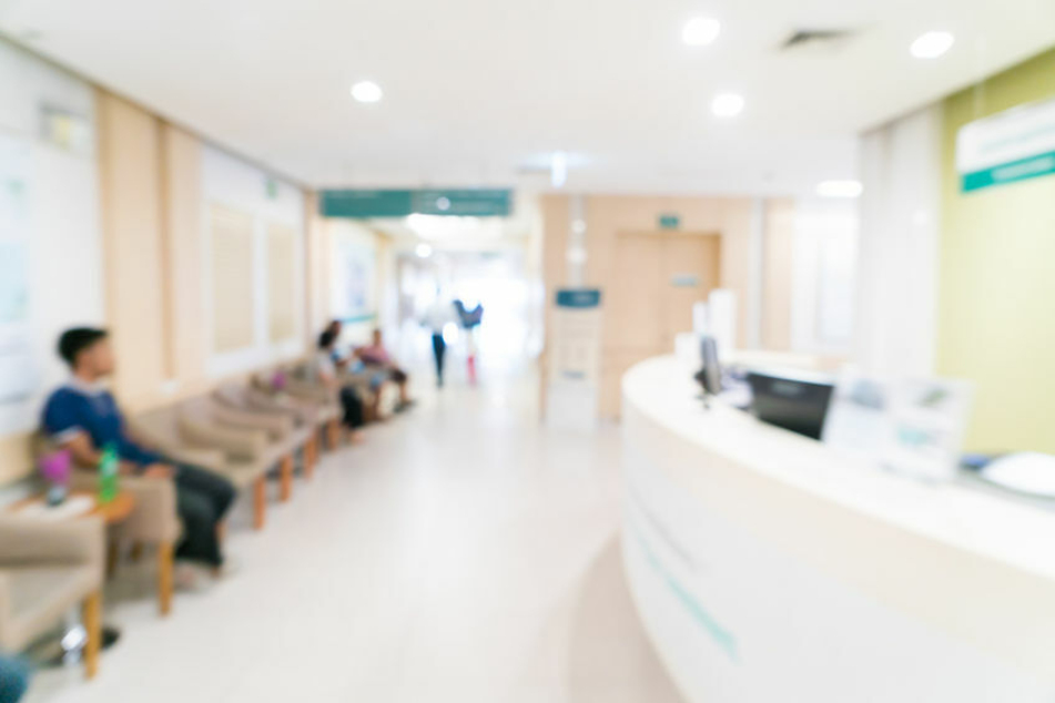 Der Patient ist im Krankenhaus auf der Intensivstation verstorben. (Symbolbild)