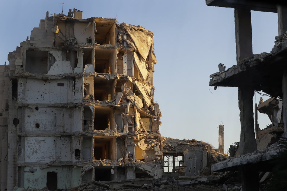 In Syrien hatte von den Jahren 2011 bis 2024 ein grausamer Bürgerkrieg getobt, die Schäden im Land sind enorm.