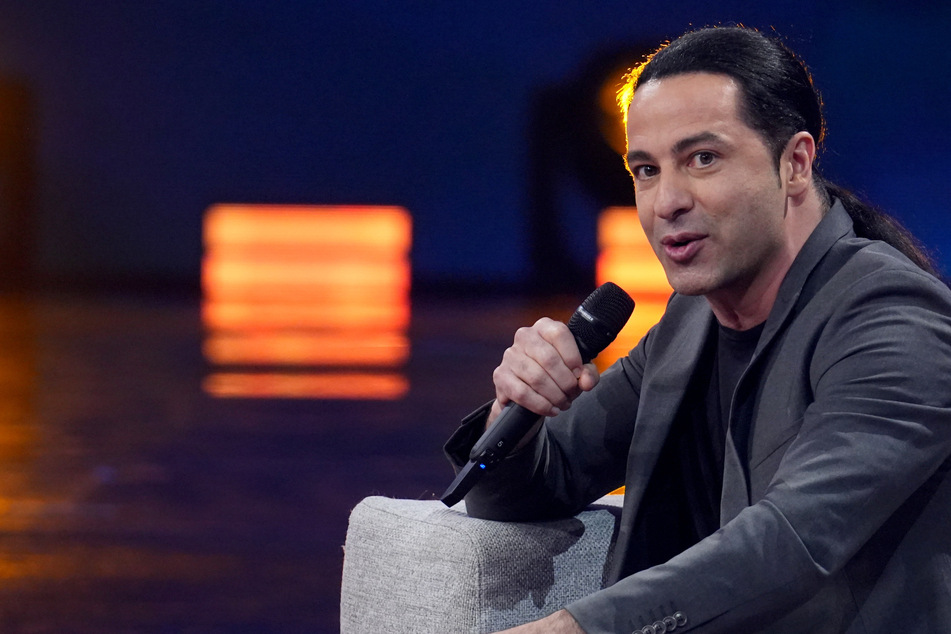 Comedian Bülent Ceylan singt gegen Hass und Hetze an