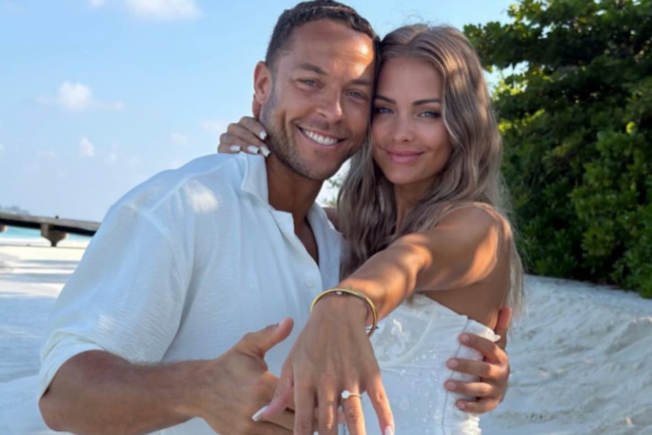 Zusammen mit Ehefrau Annika (34) schwebt der Ex-Bachelor auf Wolke sieben.