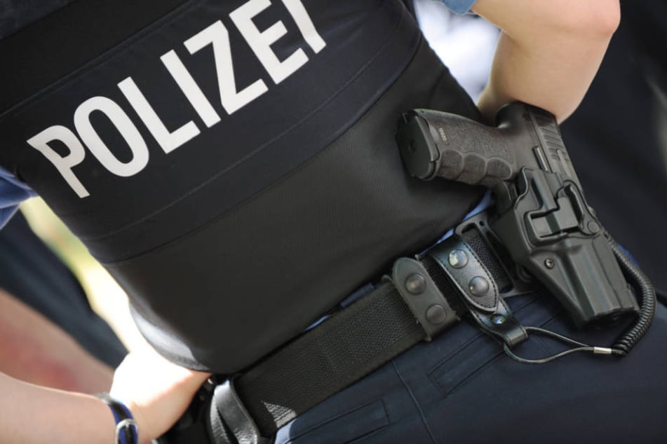 Die Polizei in Magdeburg rückte an eine Sekundarschule aus, um nach Kindern mit einer Waffe Ausschau zu halten. (Symbolbild)