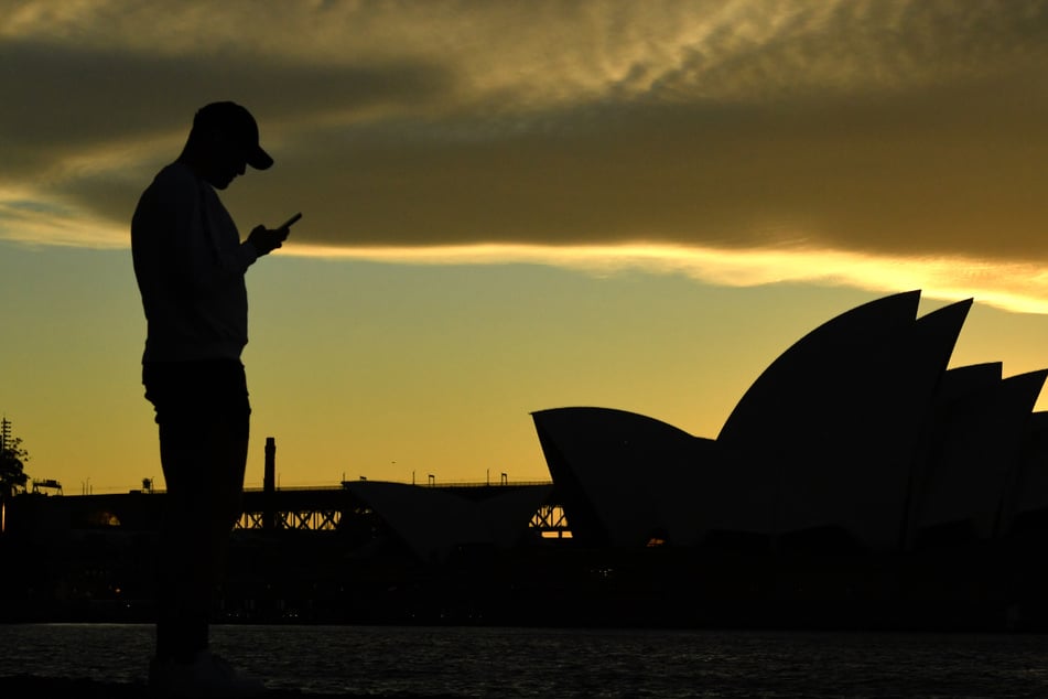 Über zehn Millionen Australier derzeit ohne Telefon und Internet!