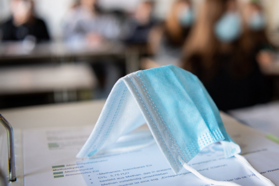 Laut eines Bildungsforschers sollte die Schulen wieder geöffnet werden. (Symbolbild)