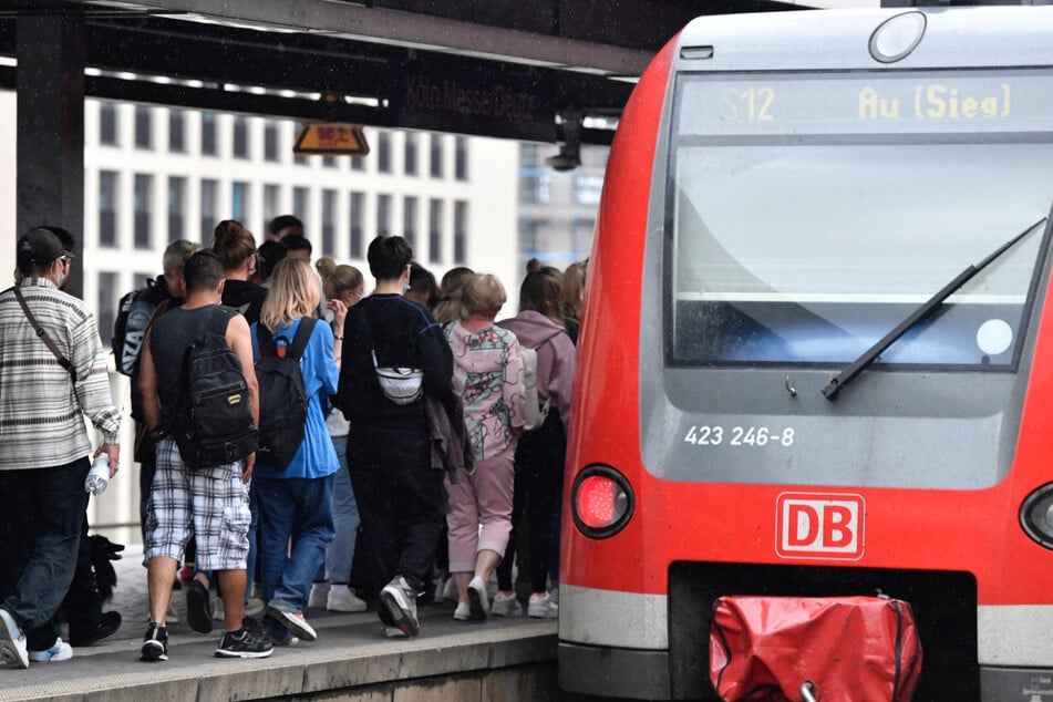 NRW: Zuverlässigkeit von Bahnen und Zügen erreicht neuen Tiefpunkt