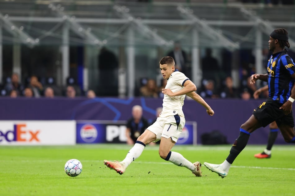Nicht erst durch seinen Dreierpack gegen Inter Mailand spielte sich Nicolò Tresoldi (22, l.) auf den Zettel der deutschen und italienischen Nationalmannschaft.