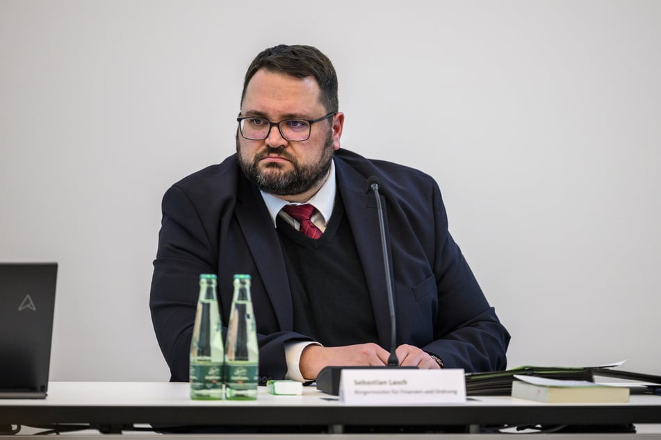 Zwickaus Finanzbürgermeister Sebastian Lasch (48, SPD) hat in allen Ämtern "jeden Stein umgedreht".