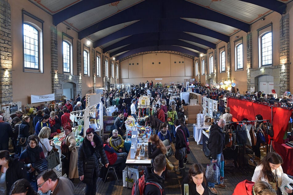 Im Alten Schlachthof findet mal wieder der HandmaDDe Markt statt.