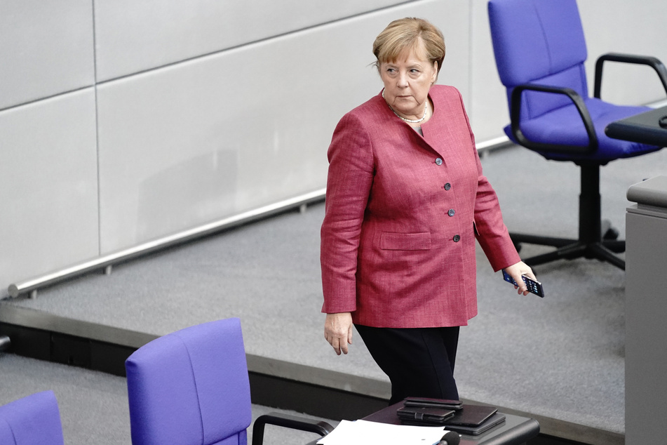 Auch Kanzlerin Angela Merkel (CDU) bittet die Deutschen, durchzuhalten.