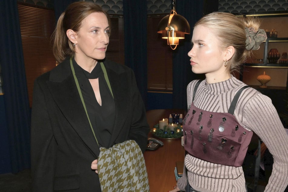 Frostige Stimmung an Weihnachten: Johanna ist auf ihre Mutter Katrin nicht gut zu sprechen.