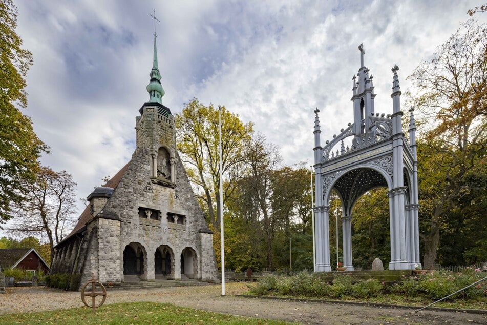 Kapelle und Baldachin zementieren die fast 400 Jahre alte sächsisch-schwedische Freundschaft.
