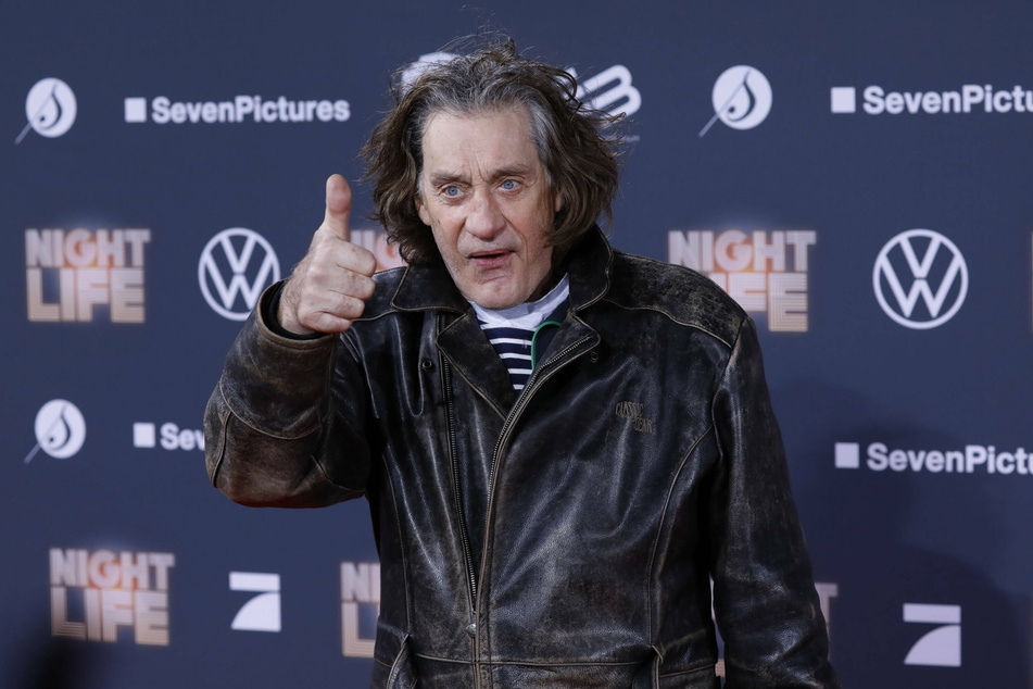 2014 war Winfried Glatzeder im RTL-Dschungelcamp, belegte bei Melanie Müllers Sieg Platz 5.