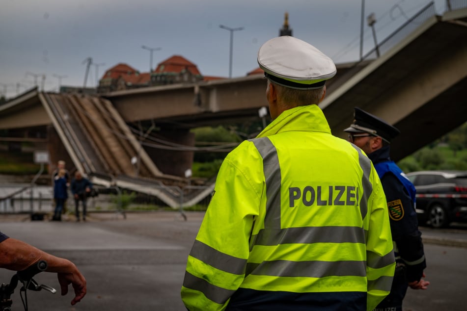 Dresden unter Schock: Am Mittwochmorgen brach Brückenzug C der Carolabrücke zusammen.