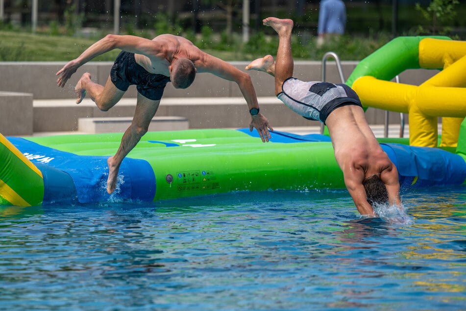 Große rBadespaß wird im Freibad Bernsdorf garantiert. (Archivbild)
