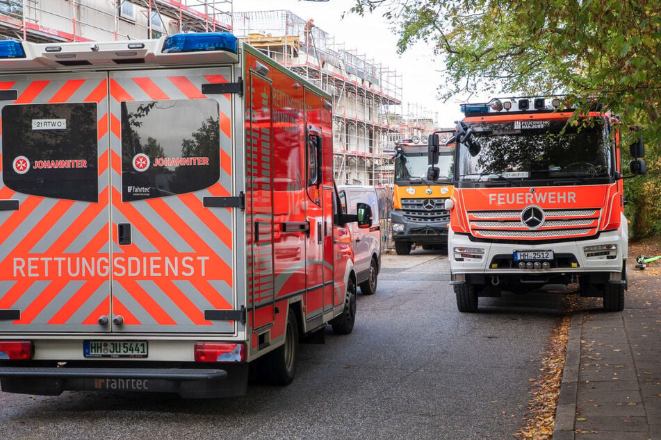 Hamburg: Feuerwehreinsatz in Kita: Drei Kinder essen Inhalt eines "kleinen Beutelchens"