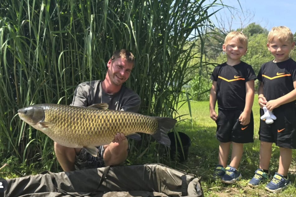 Peter Wollny ist begeisterter Angler. Auch seine beiden Söhne Emory und Casey (3) hatte er schon bei einem seiner Angel-Ausflüge dabei.