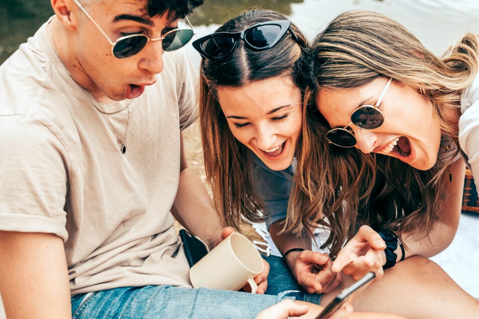 Freenet bietet jungen Menschen mit dem aktuellen SIM Only Angebot inklusive 20 GB Datenvolumen ein echtes Kracher-Angebot.