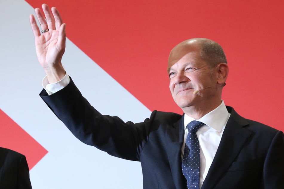Olaf Scholz (63, SPD) sieht angesichts der Zugewinne einen Regierungsauftrag für seine Partei der Sozialdemokraten.