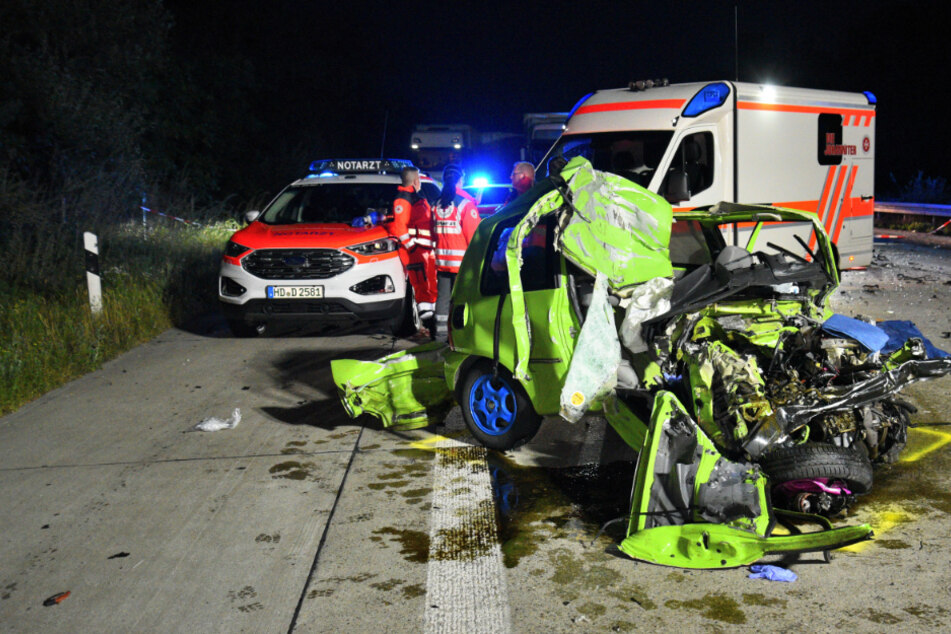 Der VW-Fahrer starb nach dem Zusammenstoß noch an der Unfallstelle.